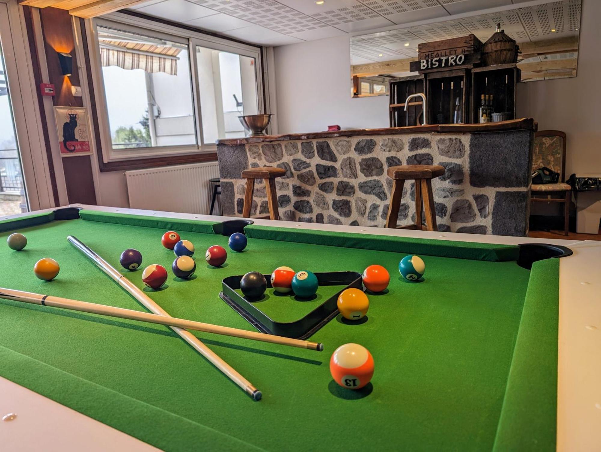 Logis Hotel Le Beau Site Chambon-sur-Lac Εξωτερικό φωτογραφία