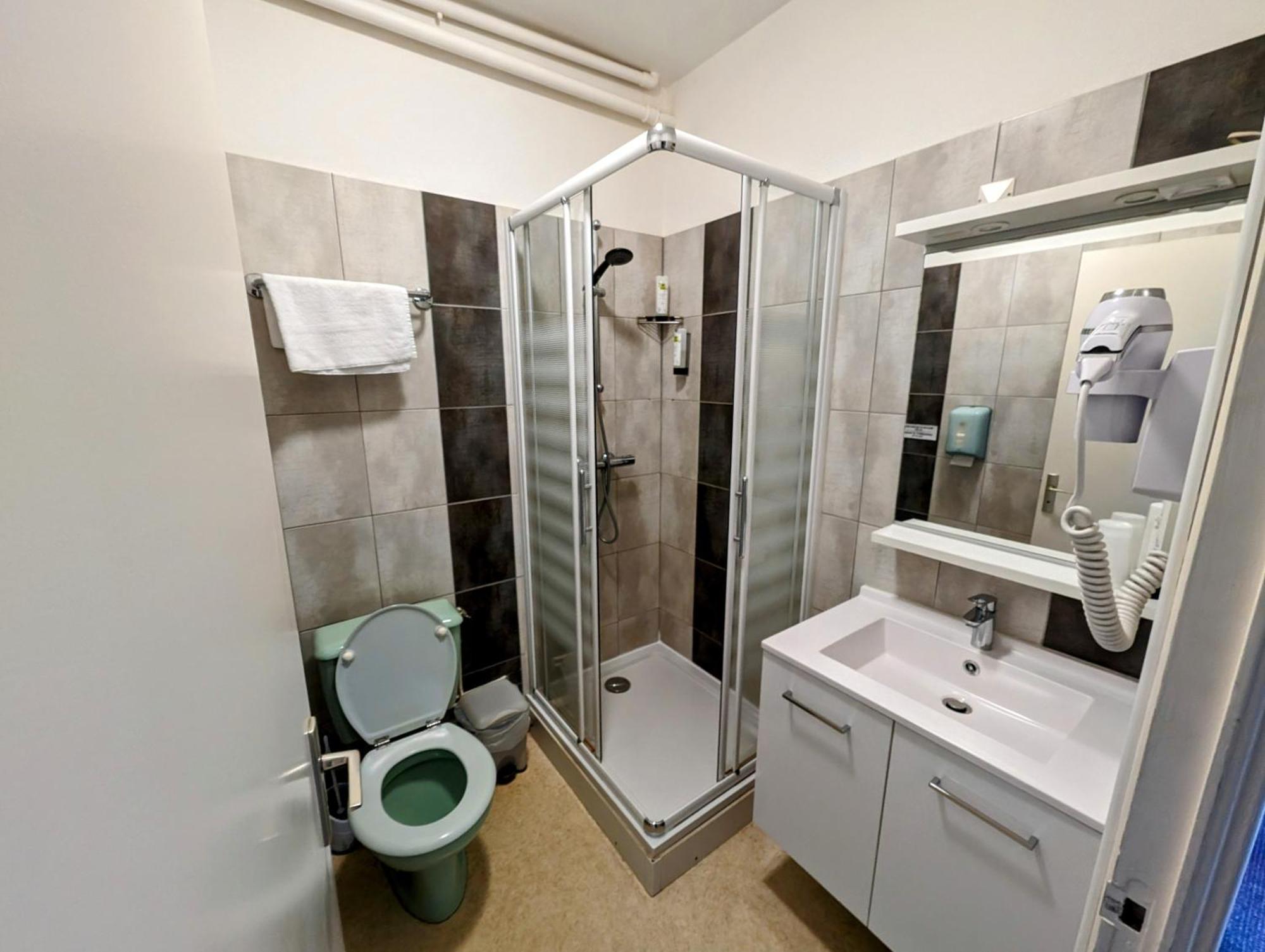 Logis Hotel Le Beau Site Chambon-sur-Lac Εξωτερικό φωτογραφία