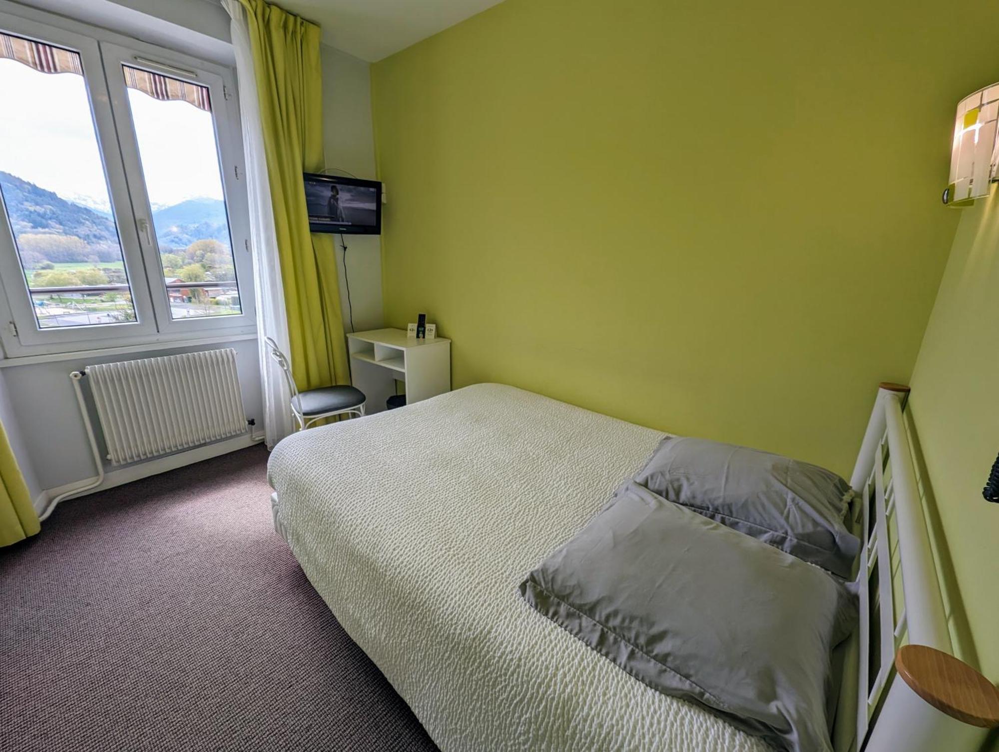Logis Hotel Le Beau Site Chambon-sur-Lac Εξωτερικό φωτογραφία